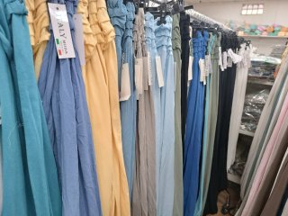 Pantalón bombacho de mujer.