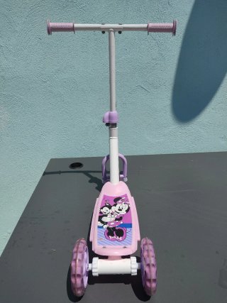 Patinete 3 Ruedas Minnie Mouse