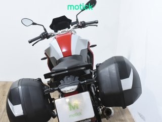 BMW F 900 R (2 MALETAS)