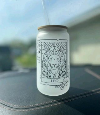 Vaso de vidrio con tapa de bambú