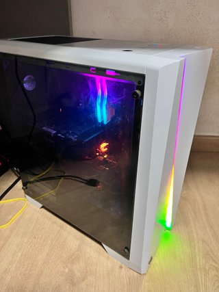 PC Sobremesa Blanco con RGB