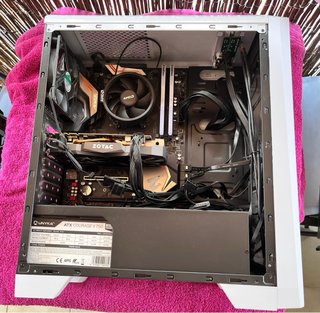 PC Sobremesa Blanco con RGB