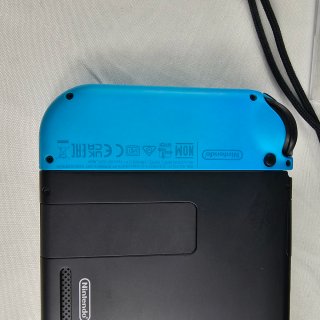 Nintendo Switch Rosso/Blu Ottime Condizioni
