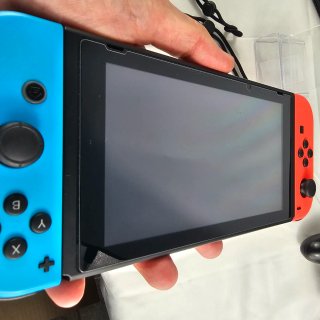 Nintendo Switch Rosso/Blu Ottime Condizioni