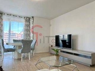 Piso en alquiler en Nueva Andalucía centro en Marbella
