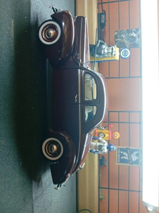Ford Coupe Deluxe 1/18 Ertl