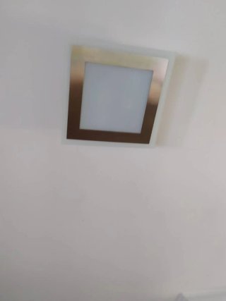 Lámpara de techo cuadrada moderna. Tengo 2 iguales