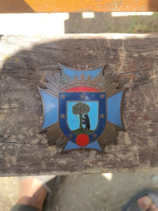 Insignia Colegio Médicos Madrid Antigua