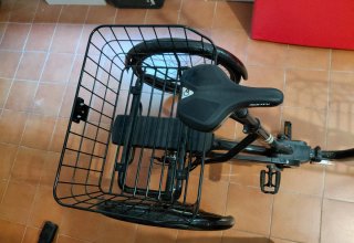 Triciclo Monty Rocket con cesta