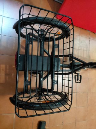Triciclo Monty Rocket con cesta