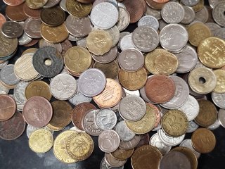 Lote de monedas pequeñas