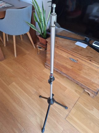 Trípode Manfrotto para cámara