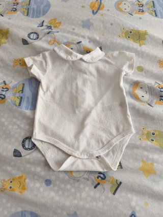 Bodi camiseta manga corta bebé