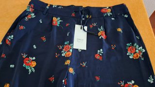 Pantalón ONLY floral azul mujer,con bolsillos
