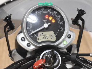 TRIUMPH STREET TWIN (TOP CASE)