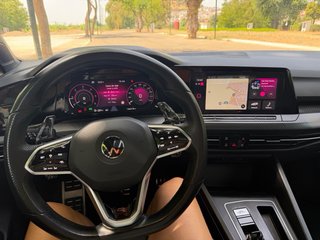 Volkswagen Golf 8 R-Line 2.0 TDI 150CV - DSG 7