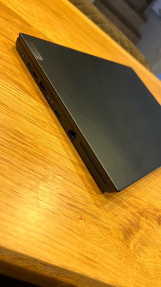 Lenovo ThinkPad L14 Gen1 Portátil