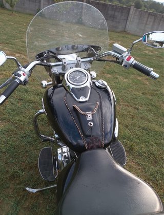 Suzuki Intruder 850 Negra
