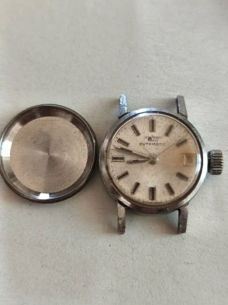 Lote 4 relojes para piezas