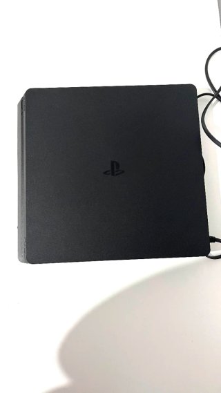 Consola PS4 Slim 1TB + 4 Juegos