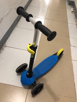 Patín infantil 3 ruedas azul Decathlon