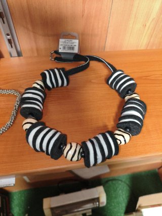 Collares de bisutería