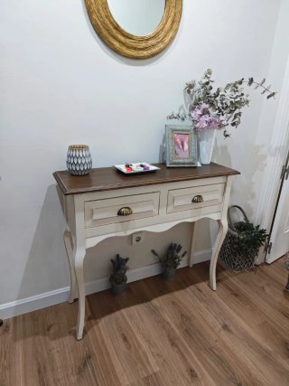 Recibidor de madera. Nunca se ha movido. 2 cajones