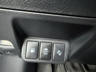 TOYOTA AVENSIS 2.0D 143CV-DISTINTIVO AMBIENTAL C