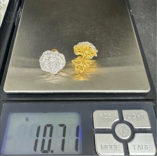 Pendientes Oro 18K Diamantes Naturales Flor