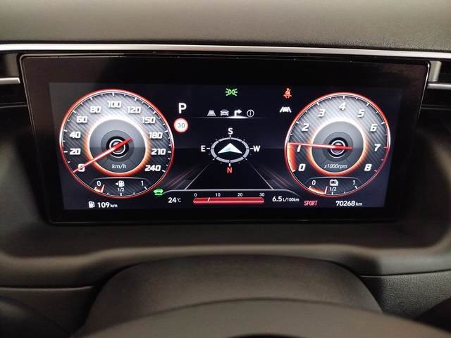 Hyundai Tucson 1.6 TGDI HEV Style Aut 4x4 (2021) 2022, foto 31