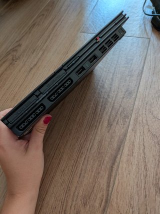 Consola PlayStation 2 Slim Negra + Juego + Accesor