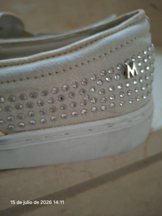 Zapatos planos de lona con brillantitos
