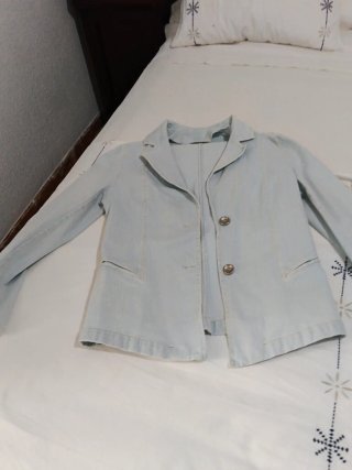 Chaqueta vaquera clásica azul