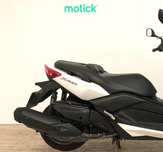 YAMAHA XMAX 400