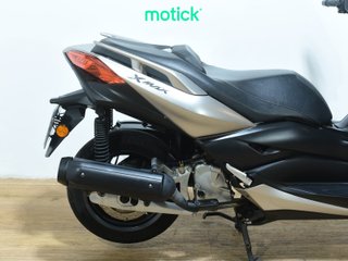YAMAHA XMAX 125