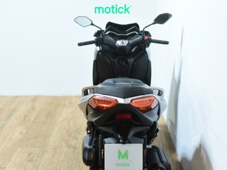 YAMAHA XMAX 125
