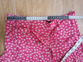 Minifalda estampada flores rosa