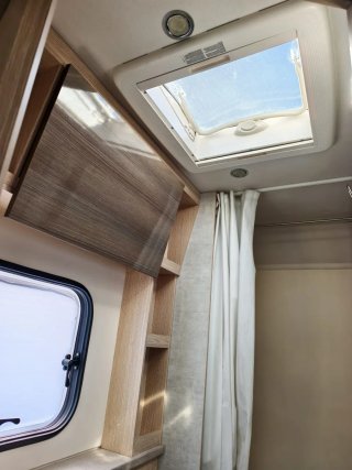 Se alquila autocaravana