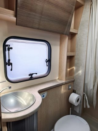 Se alquila autocaravana