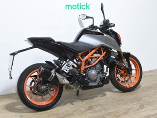 KTM DUKE 390