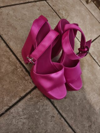 Sandali fucsia raso plateau tacco largo