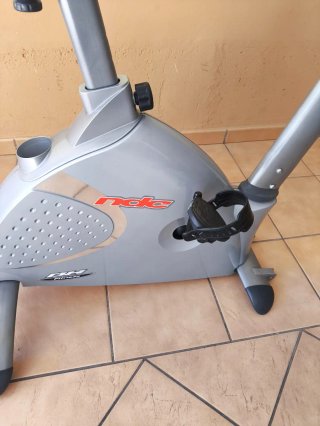 Bicicleta Estática BH Fitness