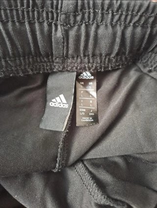 Pantalón chándal Adidas negro