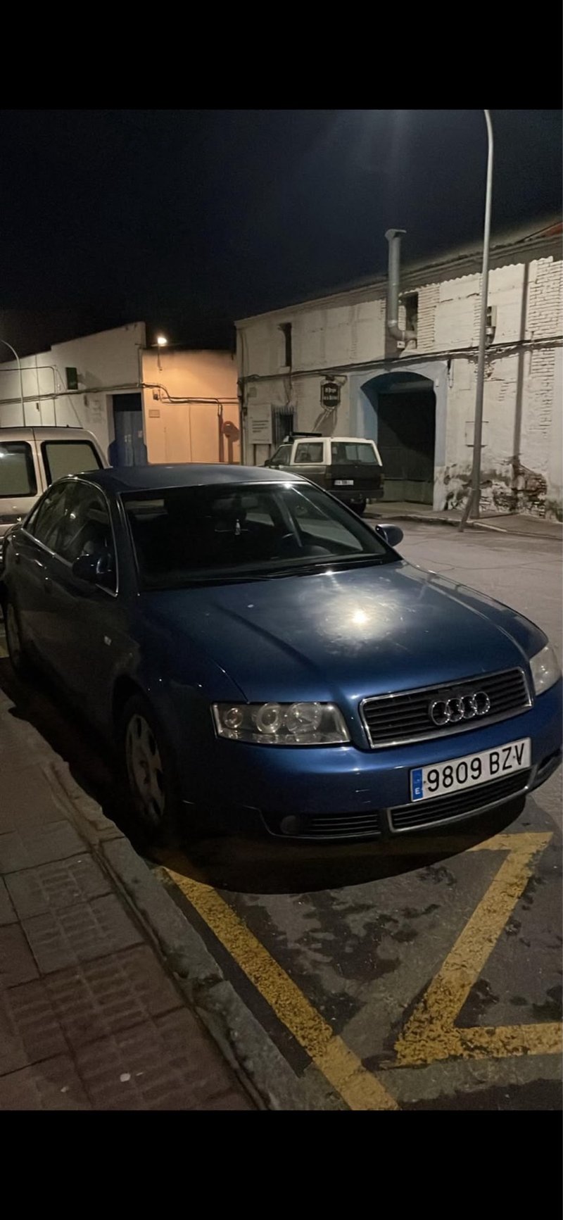 Audi A4 2002 - foto 1