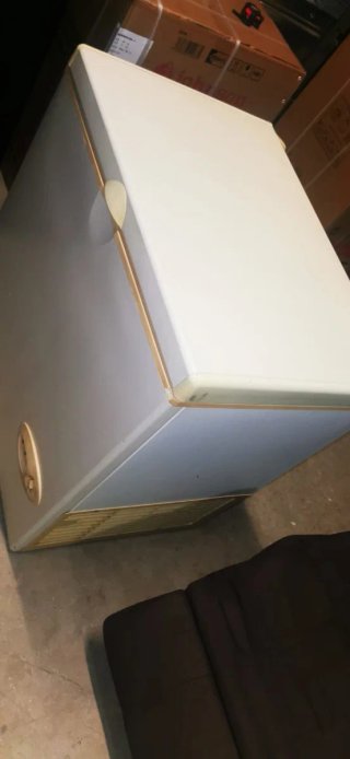 Congelador arcón 88cm ancho x 86cm de alto