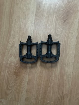 Pedales de bicicleta negros