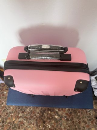 Maleta rosa nueva sin estrenar