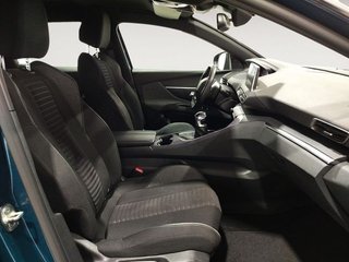 Peugeot 3008 PureTech 130 S&S Active Pack 96 kW (130 CV)