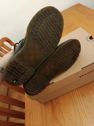 Botas Dr. Martens Talla 37 con Caja