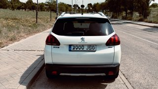 Peugeot 2008 1.2 110 CV - 2017